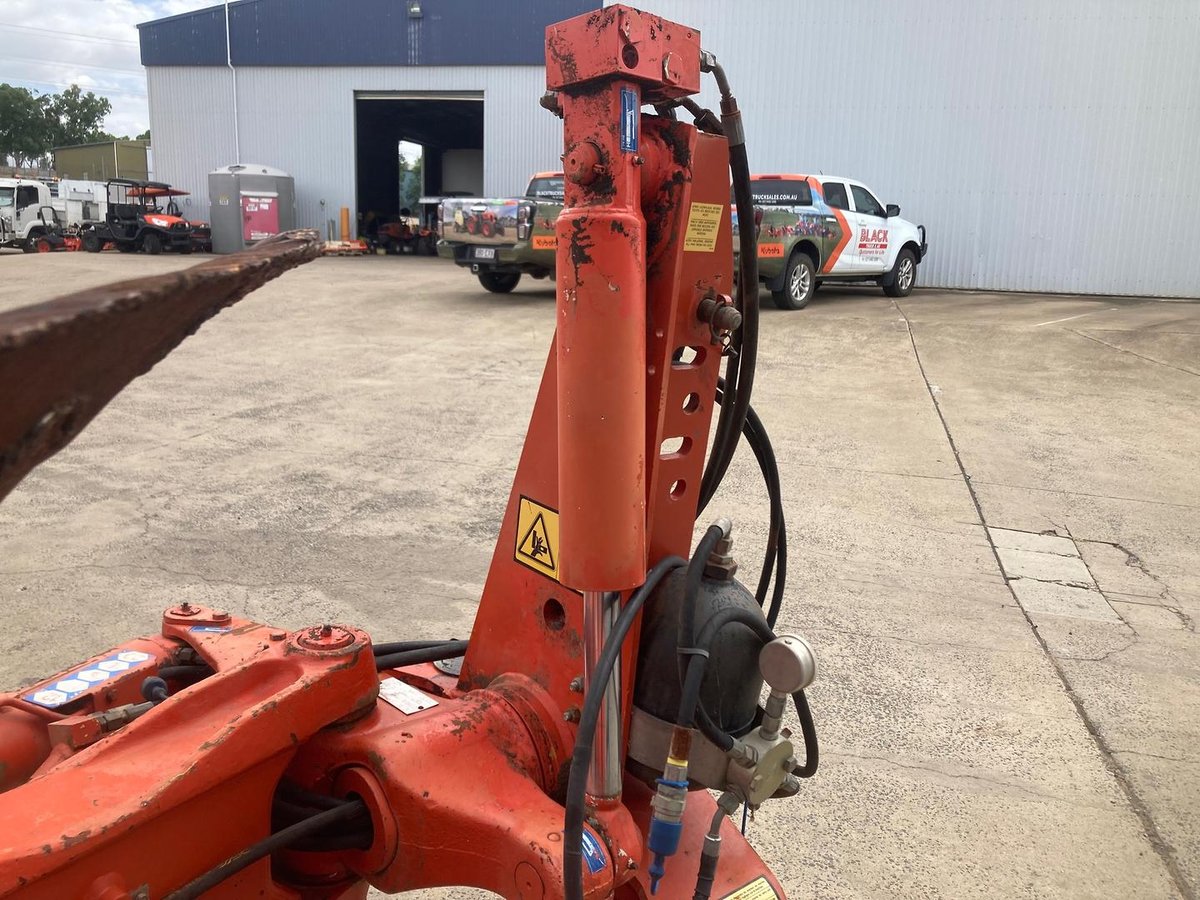Kuhn Vari-Master 150 Reversable Plough image 12