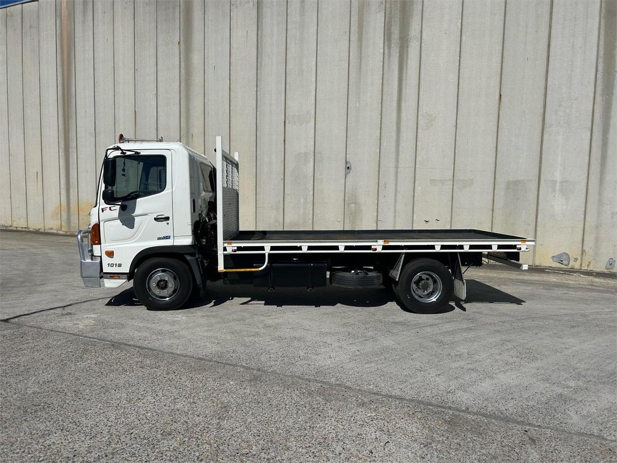 2008 Hino 500 Fc image 2