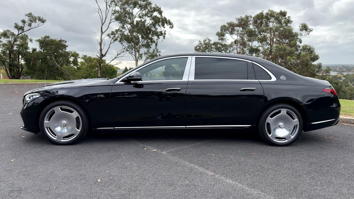 2021 Mercedes-Benz S-Class Maybach S680 Z223 Four Wheel Drive image 8