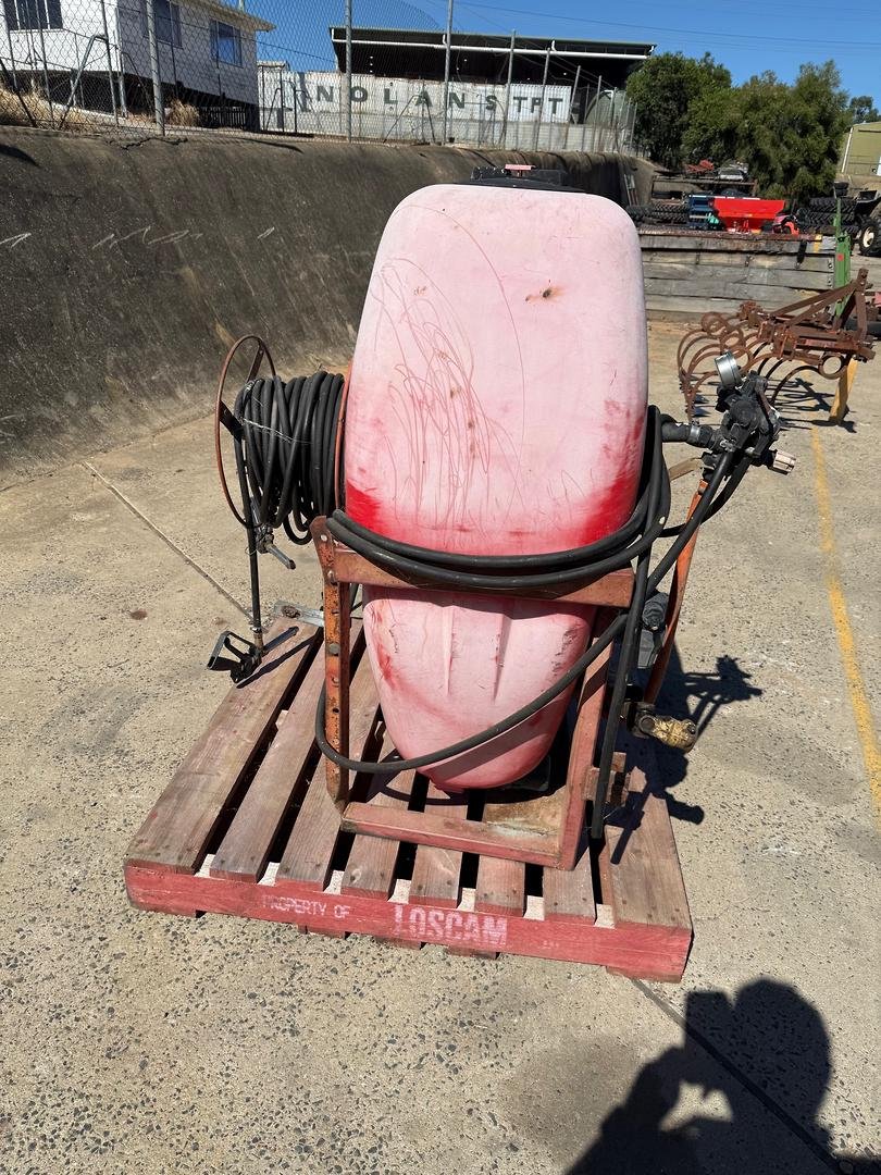 Silvan 400l Sprayer image 4