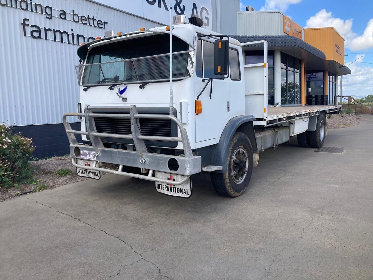 1991 International Acco image 5