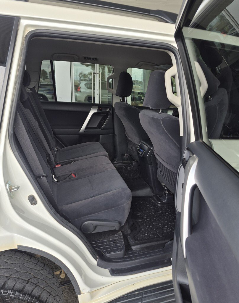 2020 Toyota Landcruiser Prado GXL GDJ150R 4X4 Dual Range image 24