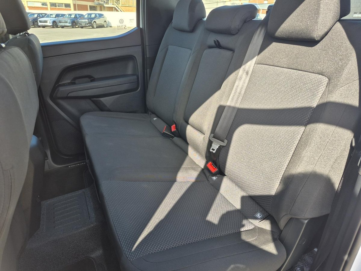 2025 Volkswagen Amarok TDI405 Core NF MY25 4X4 Dual Range image 9