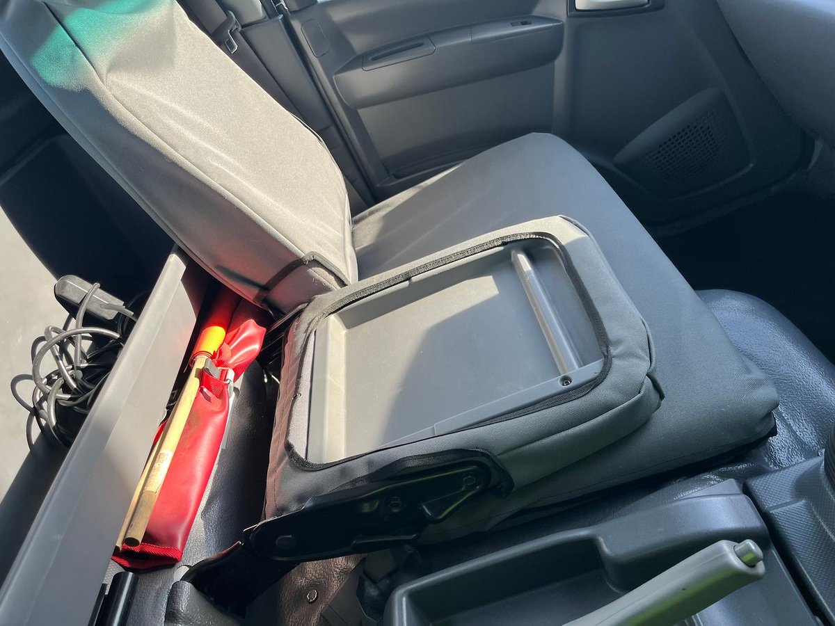 2018 Isuzu N Series Npr 75-190 image 14