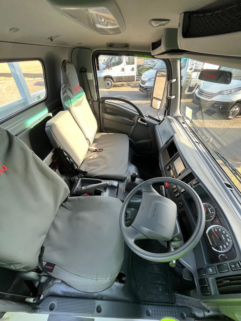 2018 Isuzu N Series Npr 75-190 image 10