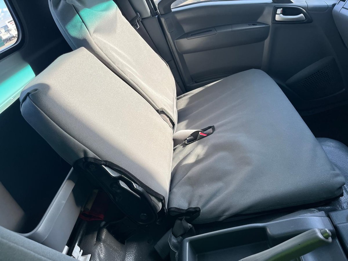 2018 Isuzu N Series Npr 75-190 image 13