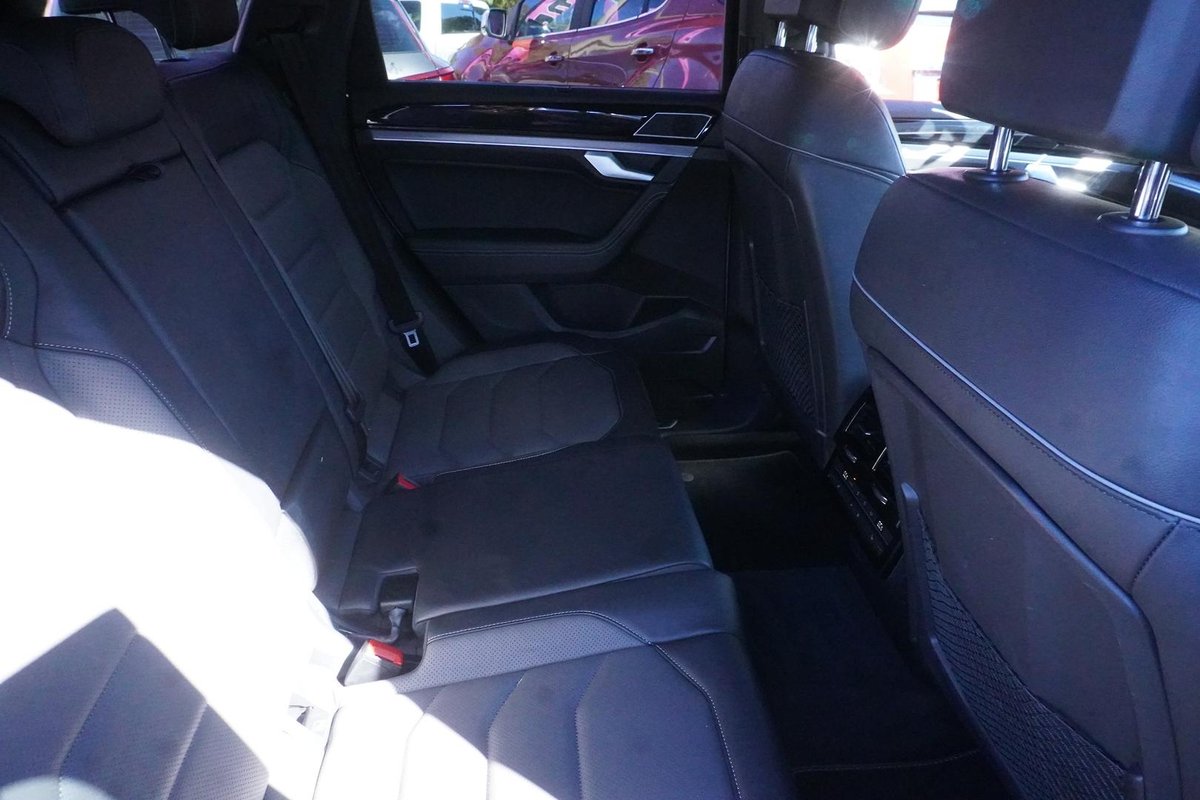 2021 Volkswagen Touareg 210TDI R-Line CR MY21 Four Wheel Drive image 27