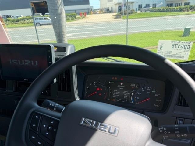 2025 Isuzu N Series NNR image 10