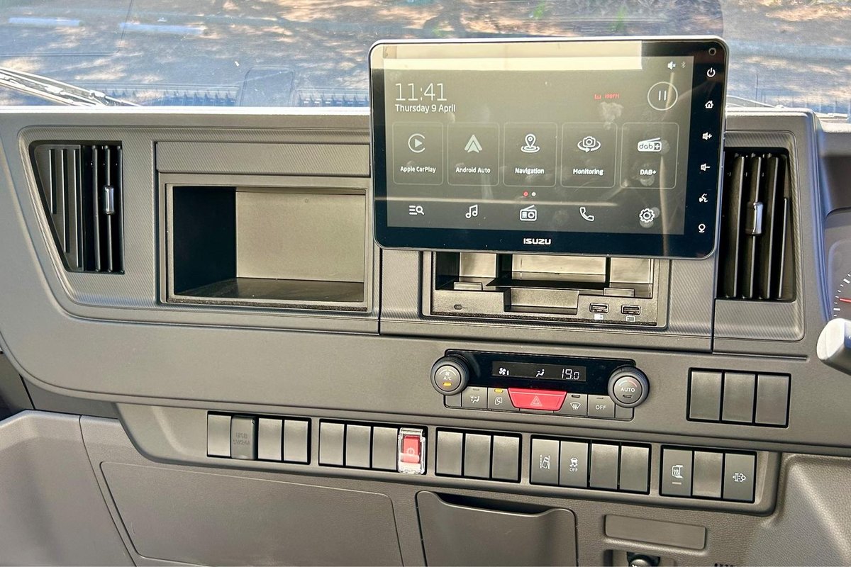 2025 Isuzu N Series Nqr 88/80-190 Am D42 image 26