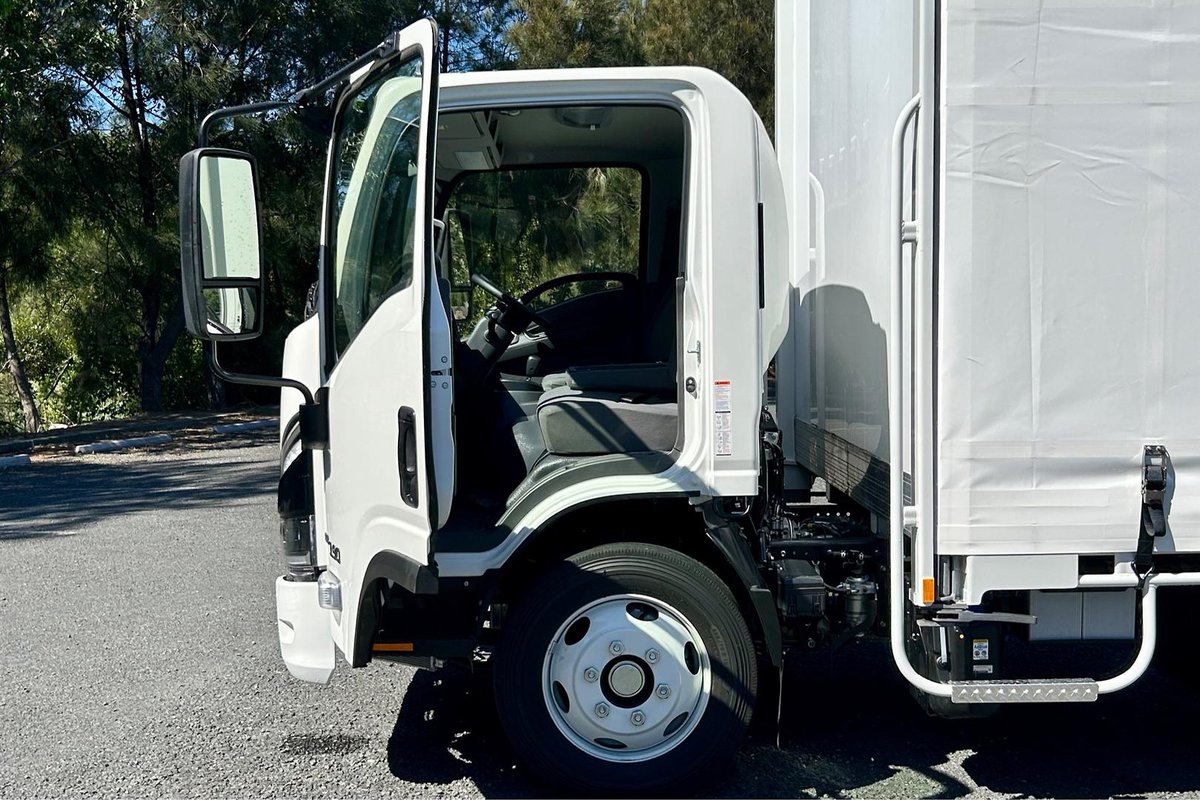 2025 Isuzu N Series Nqr 88/80-190 Am D42 image 21