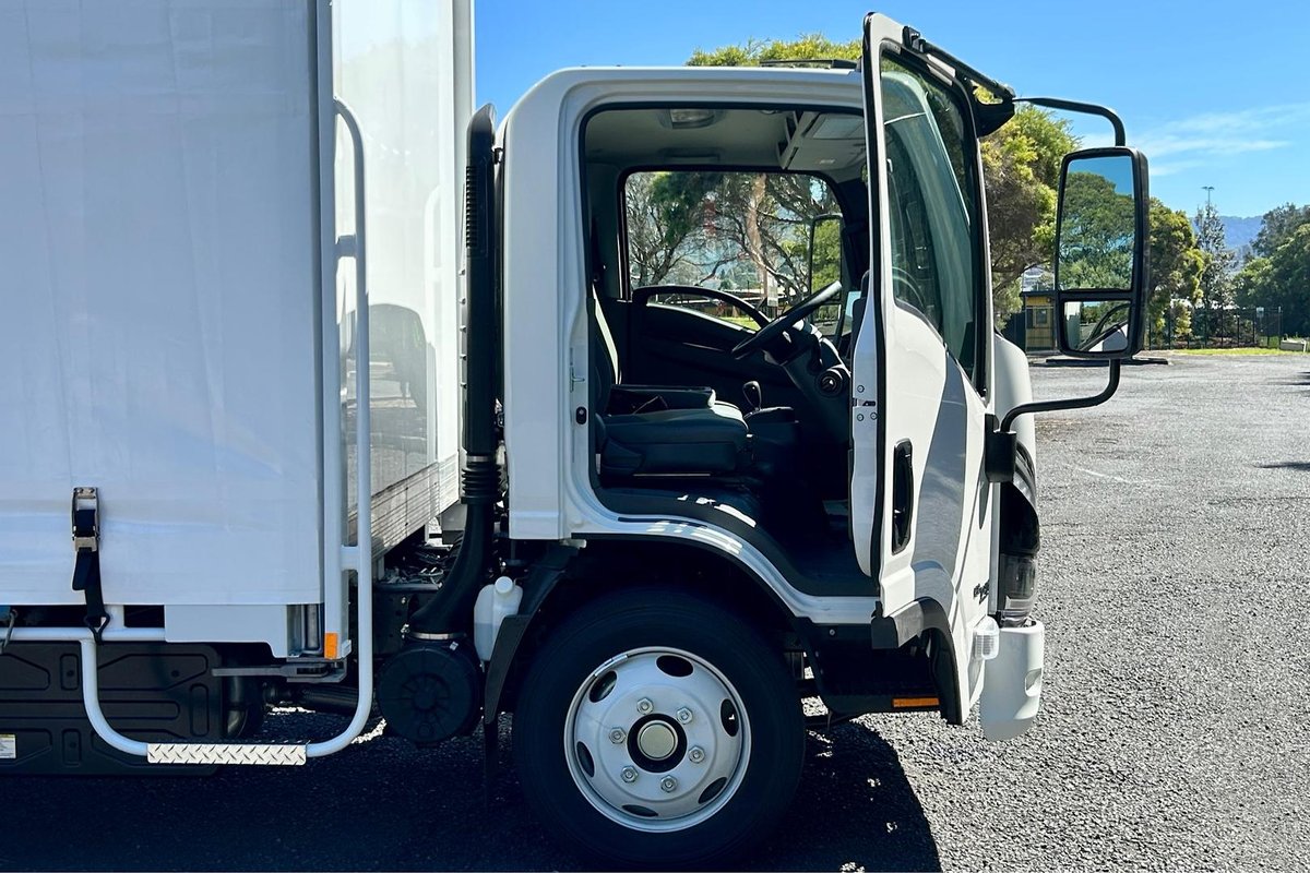 2025 Isuzu N Series Nqr 88/80-190 Am D42 image 20