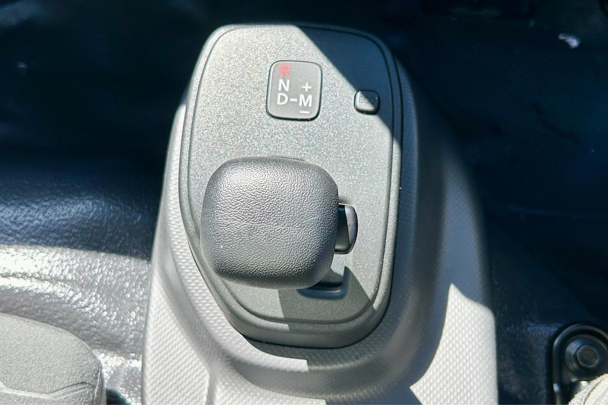 2025 Isuzu N Series Nqr 88/80-190 Am D42 image 25