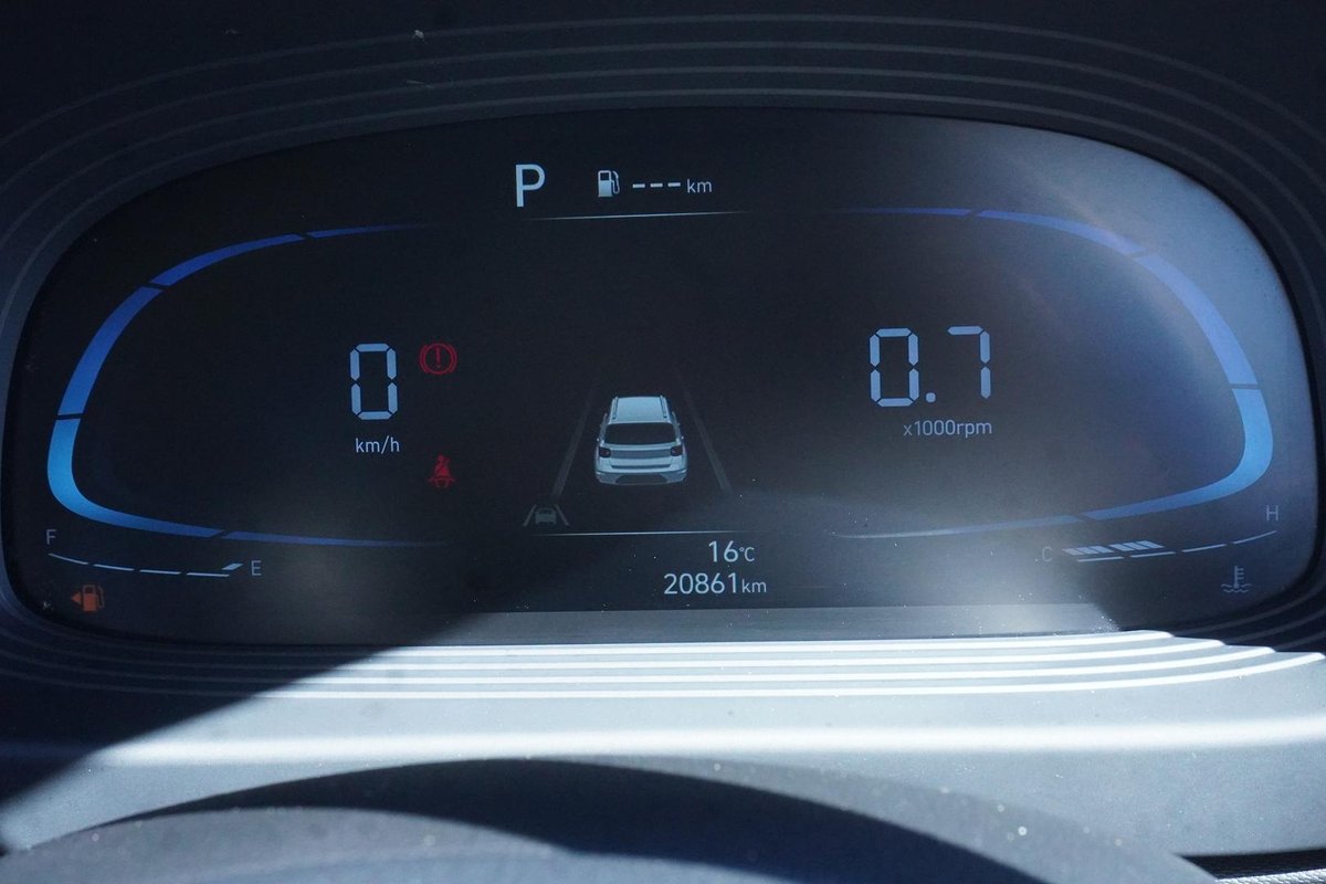 2025 Hyundai Venue QX.V5 MY25 image 11