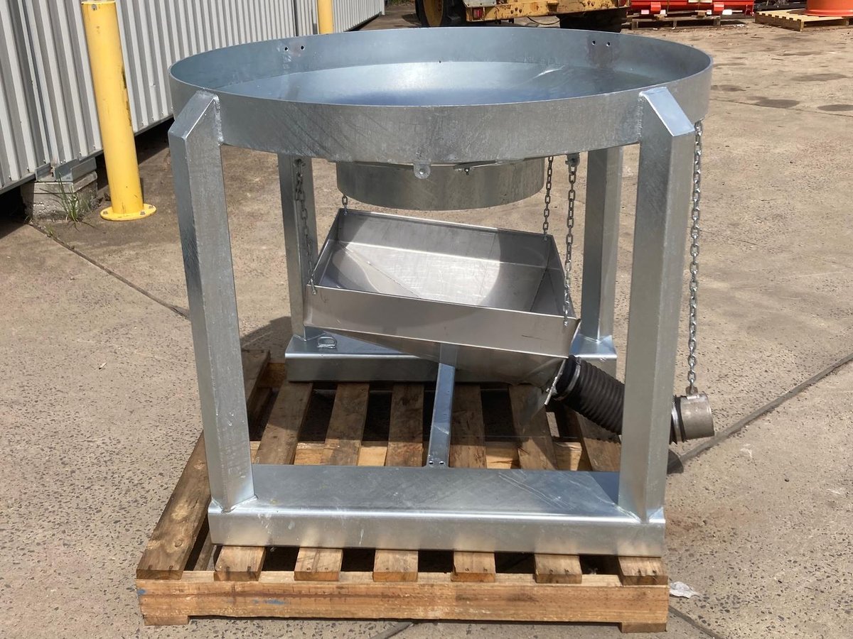 Woodlands Road Engineering 1 Tonne Bulka Bag Hopper image 8