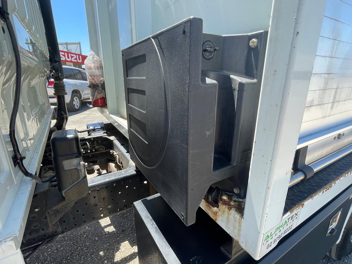 2019 Isuzu N Series NPS 75/45-155 image 26