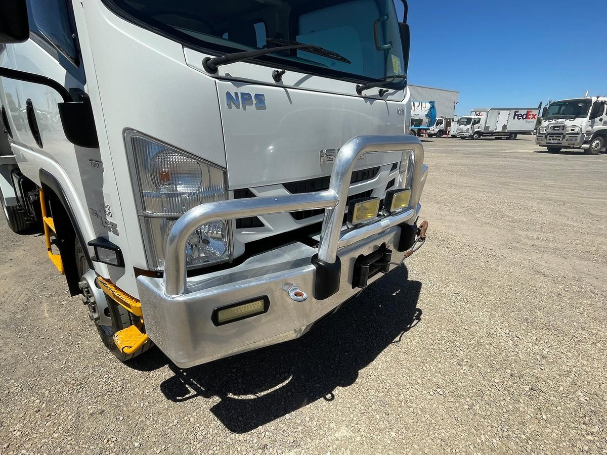 2019 Isuzu N Series NPS 75/45-155 image 9