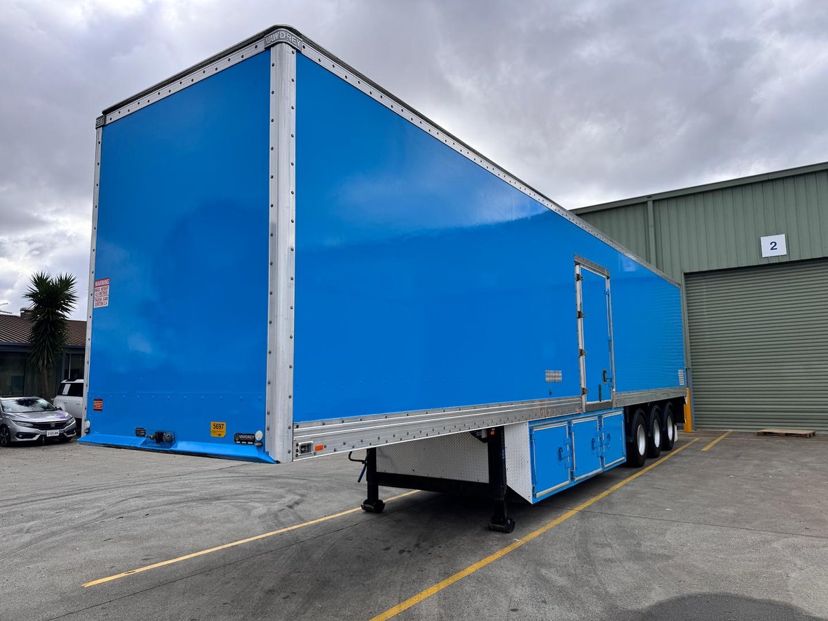 2005 Vawdrey St3 24 Pallet
