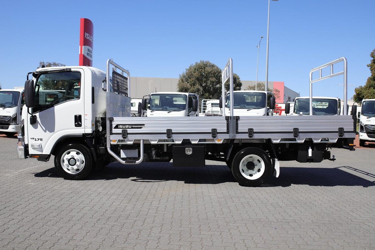 2026 Isuzu Npr 45/65-175 Dt D34 Trade Pack image 7