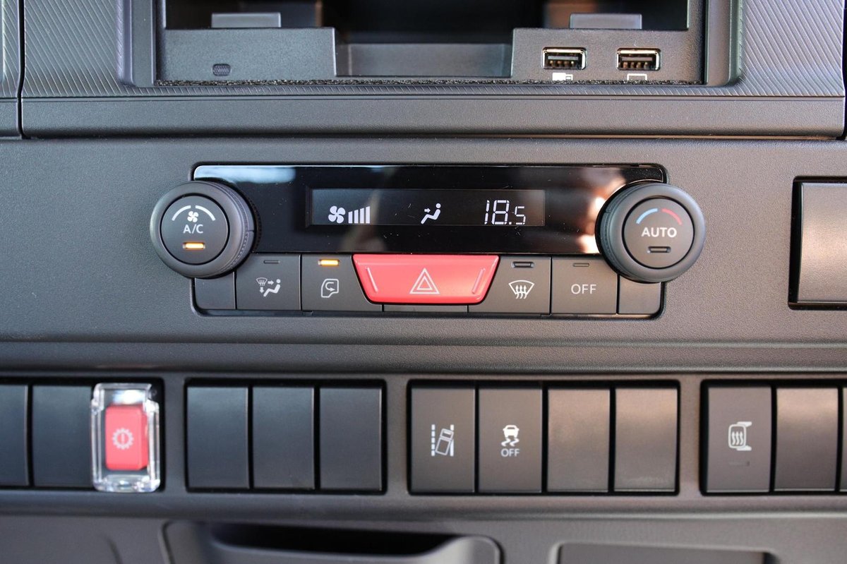 2026 Isuzu Npr 45/65-175 Dt D34 Trade Pack image 35