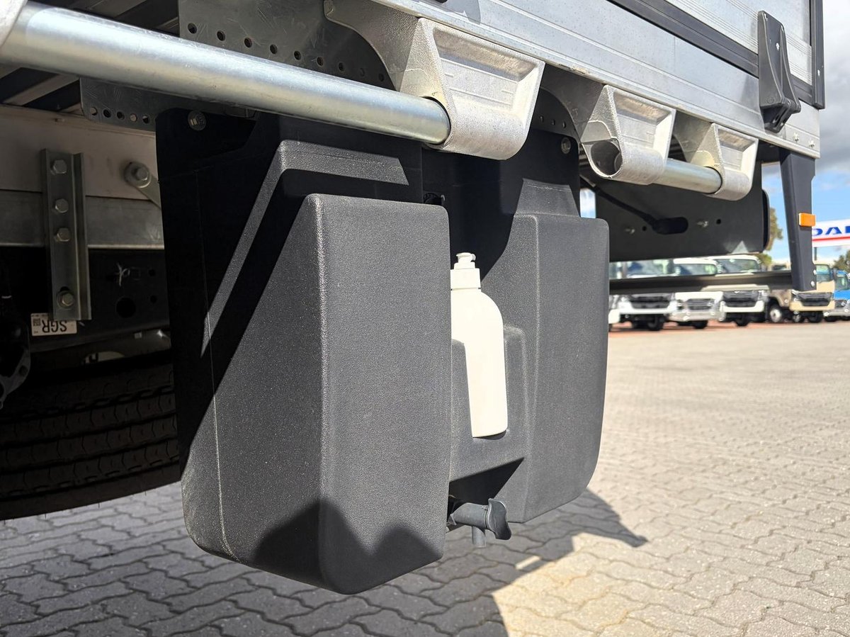 2026 Isuzu Npr 45/65-175  Dt D34 Tradepack Demo image 13