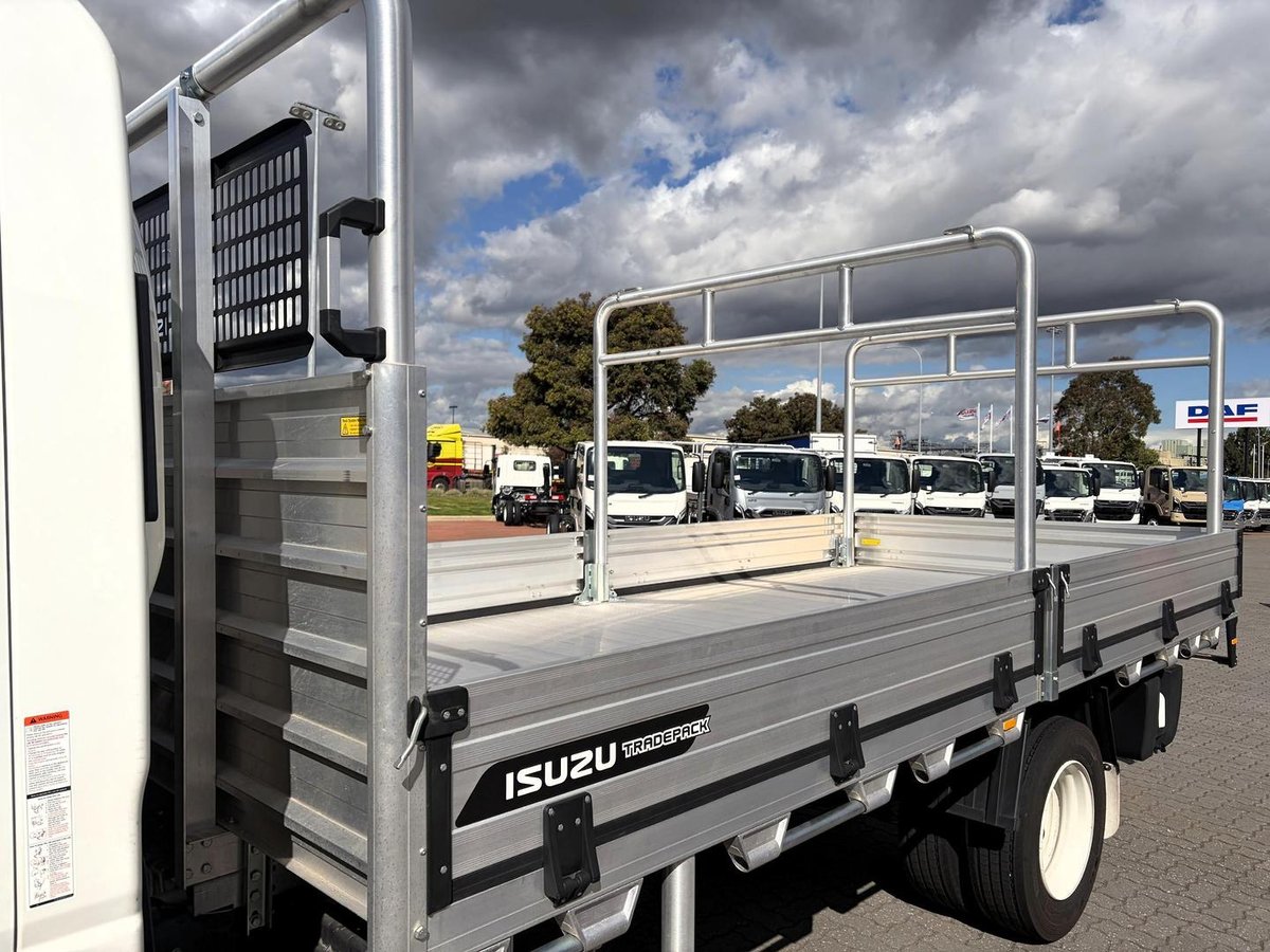 2026 Isuzu Npr 45/65-175  Dt D34 Tradepack Demo image 17