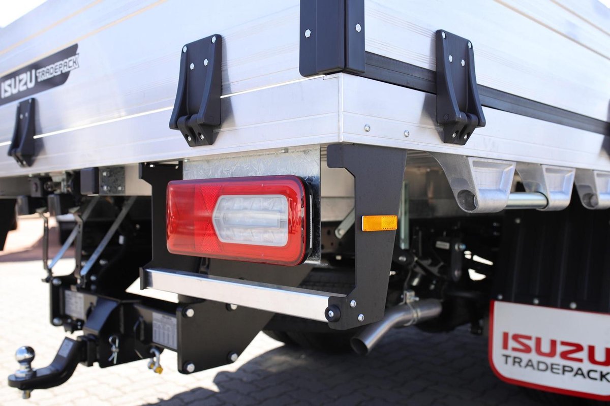 2026 Isuzu Npr 45/65-175  Dt D34 Trade Pack image 25