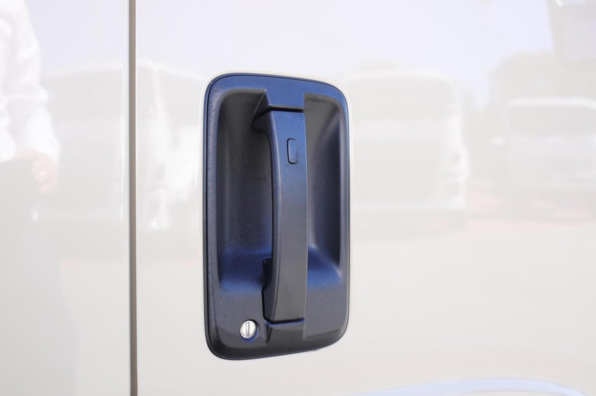 2026 Isuzu Npr 45/65-175  Dt D34 Trade Pack image 21