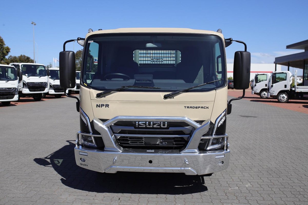 2026 Isuzu Npr 45/65-175  Dt D34 Trade Pack image 2