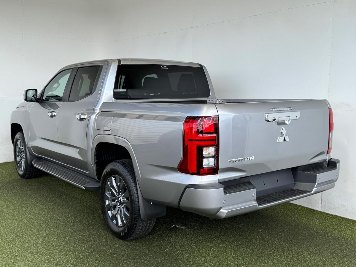 2025 Mitsubishi Triton GLS MV MY25 4X4 Dual Range image 24