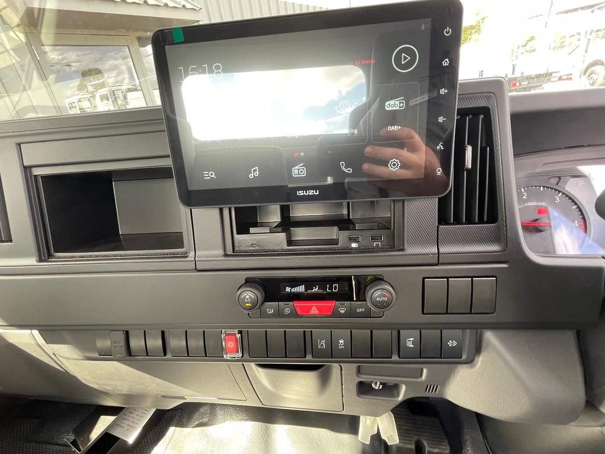 2026 Isuzu N Series image 21