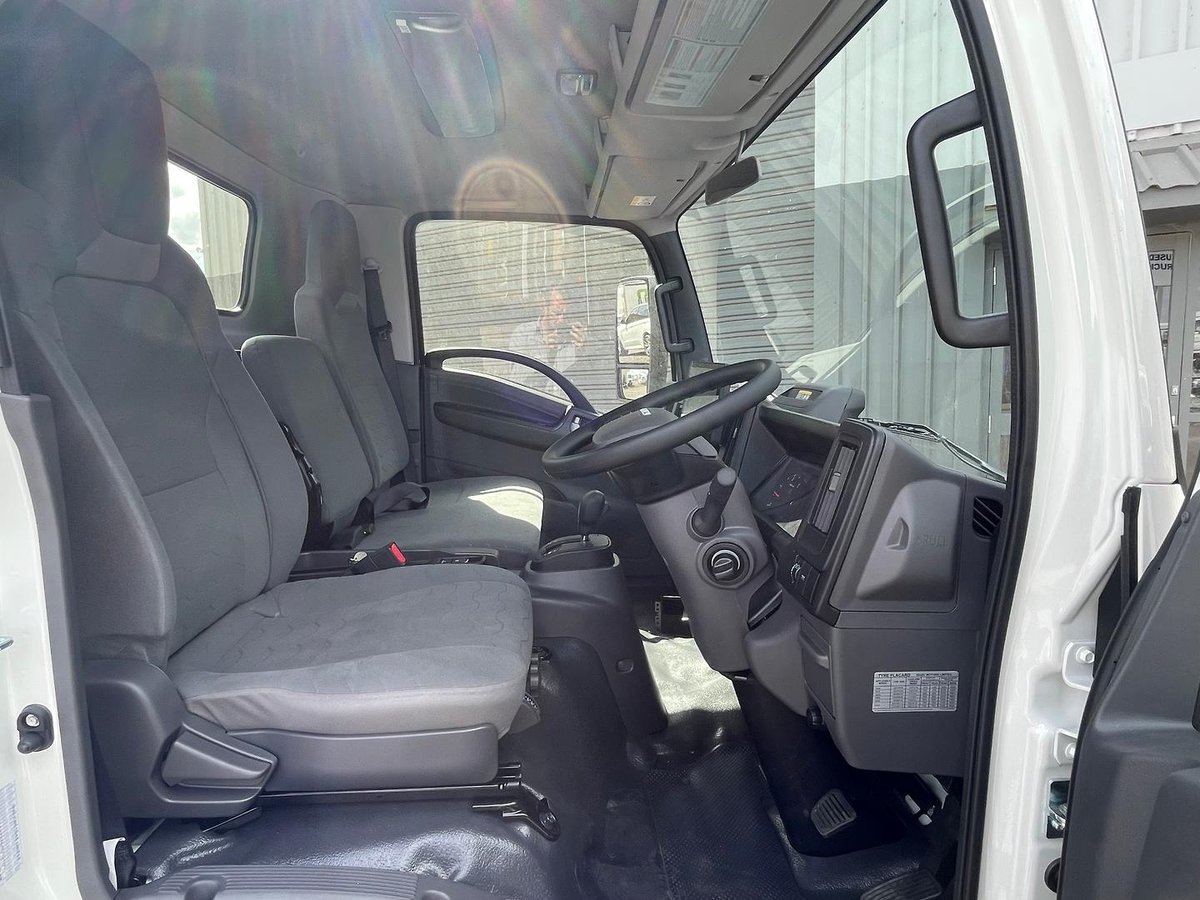 2026 Isuzu N Series image 14