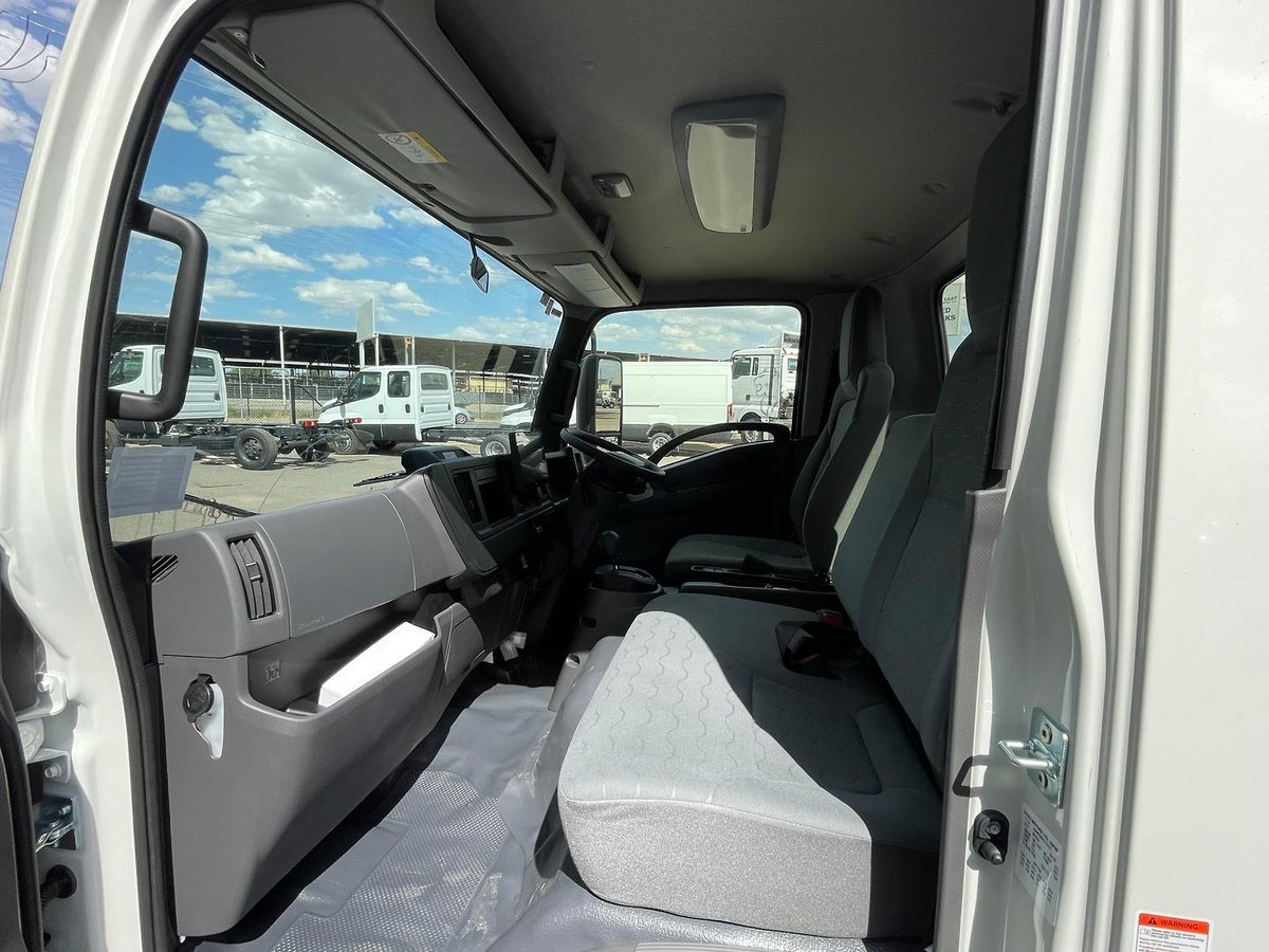 2026 Isuzu N Series image 13