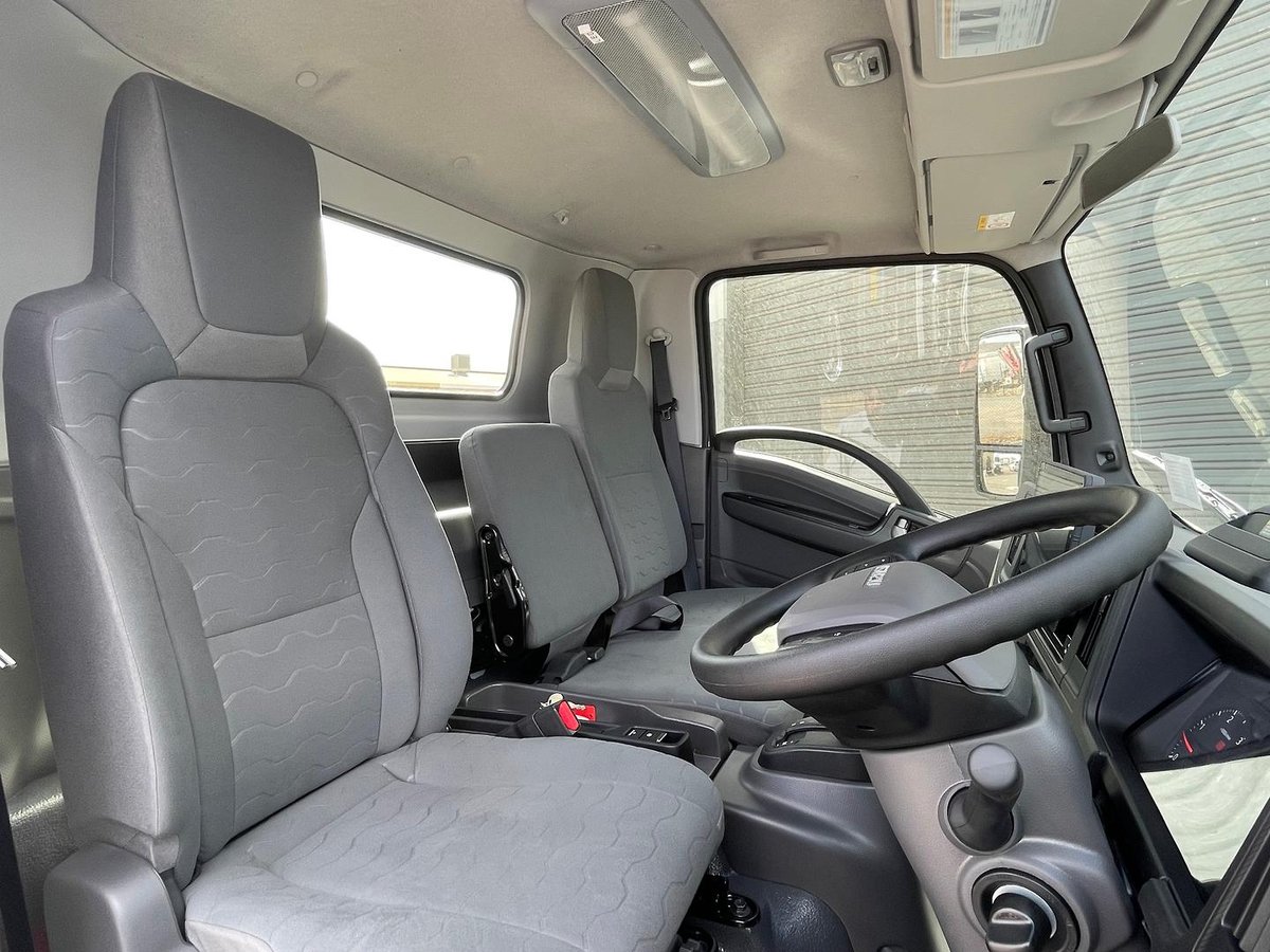 2026 Isuzu N Series image 15