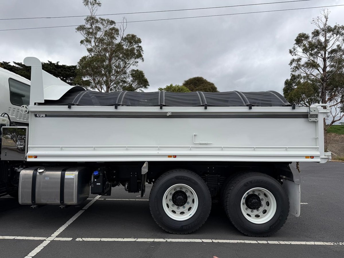 2025 Isuzu F Series Fxz 260-355 At R45 image 10