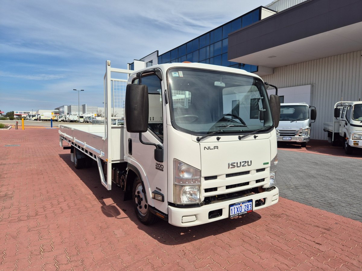 2013 Isuzu Trucks Nlr200 Car License Xlwb Tray And Lift image 6