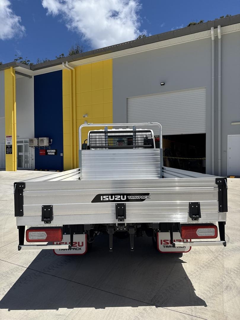 2026 Isuzu N Series NLR 45-150 MT D25 Traypack image 9