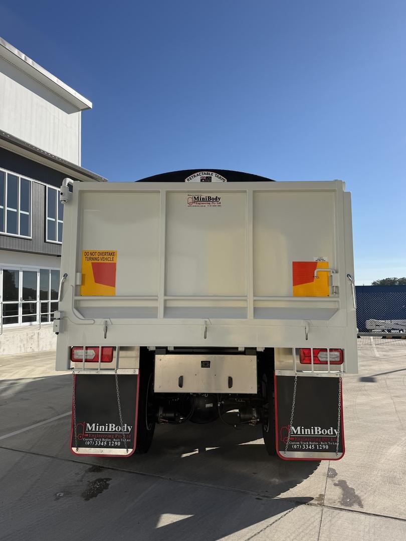2026 Isuzu F Series FVZ 260-300 AT R46 image 12