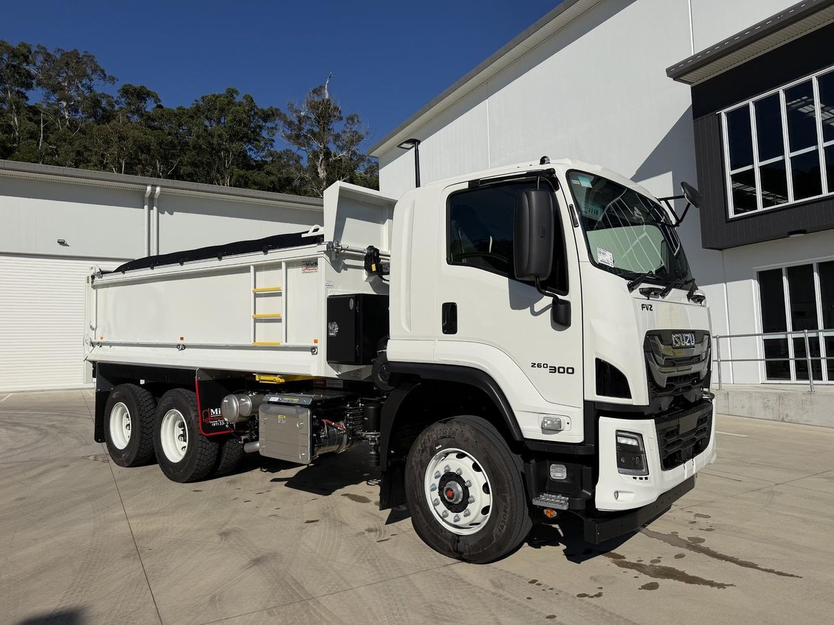 2026 Isuzu F Series FVZ 260-300 AT R46 image 5