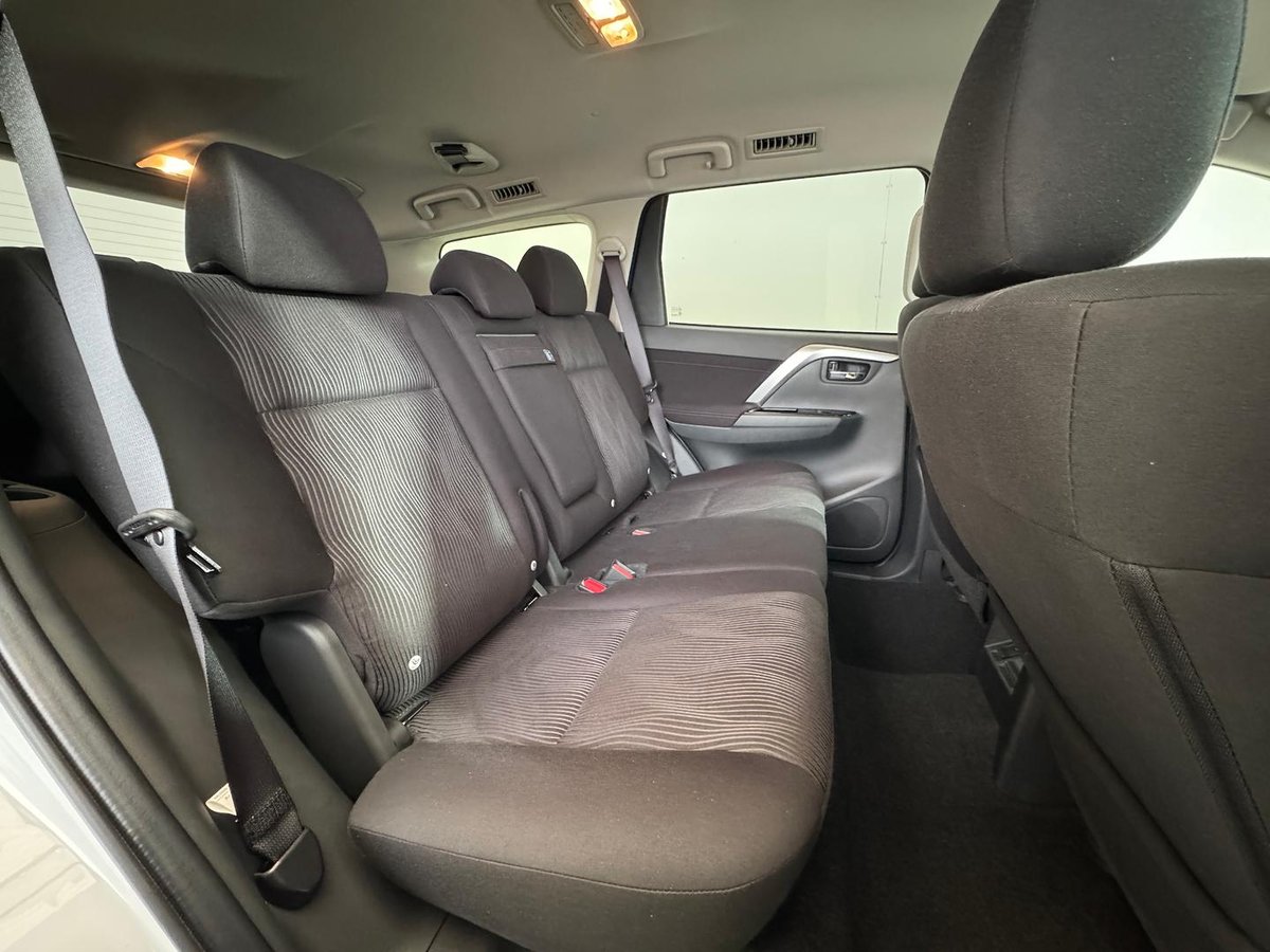 2025 Mitsubishi Pajero Sport GLS QG MY25 4X4 Dual Range image 10