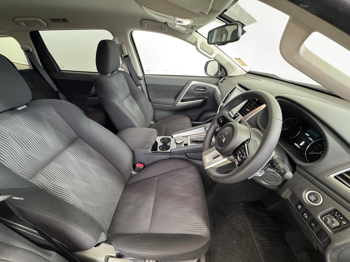 2025 Mitsubishi Pajero Sport GLS QG MY25 4X4 Dual Range image 14