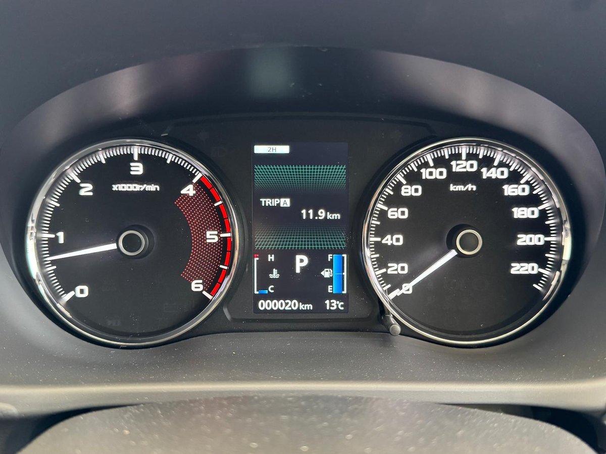 2025 Mitsubishi Pajero Sport GLS QG MY25 4X4 Dual Range image 17