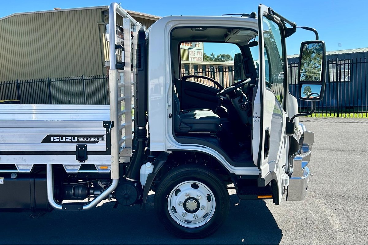 2026 Isuzu N Series NPR 45/65-175 MT D34 Tradepack image 17