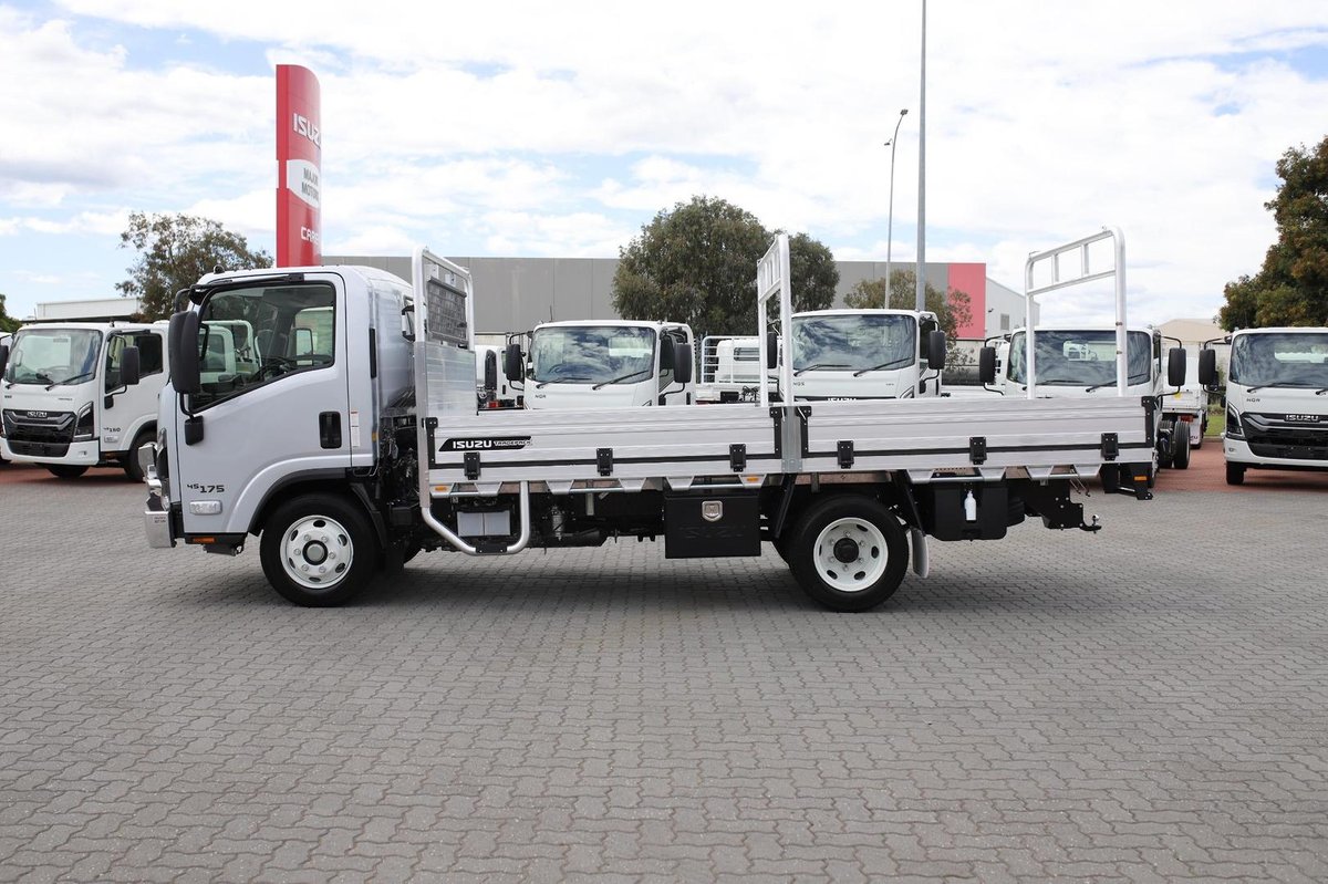 2026 Isuzu Npr 45/65-175  Dt D34 Trade Pack image 5
