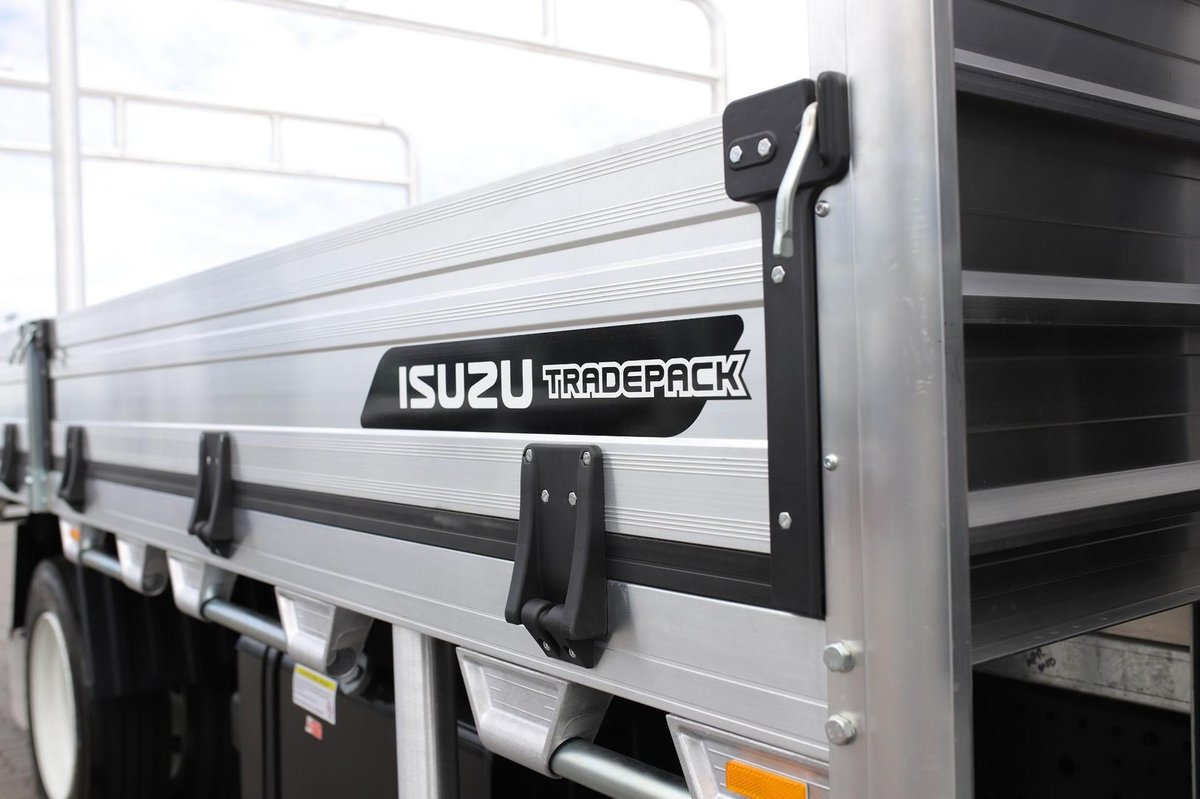 2026 Isuzu Npr 45/65-175  Dt D34 Trade Pack image 10