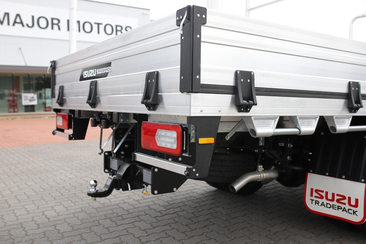 2026 Isuzu Npr 45/65-175  Dt D34 Trade Pack image 13