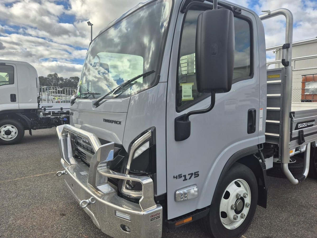 2026 Isuzu N Series NPR 45/65-175 DT D34 Tradepack image 11