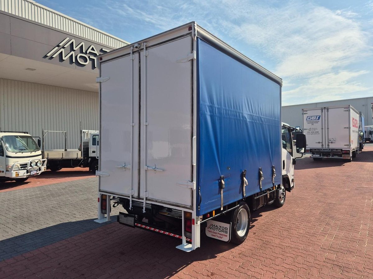 2015 Isuzu Nlr 45-150 2 Pallet Tautliner And Lift image 19