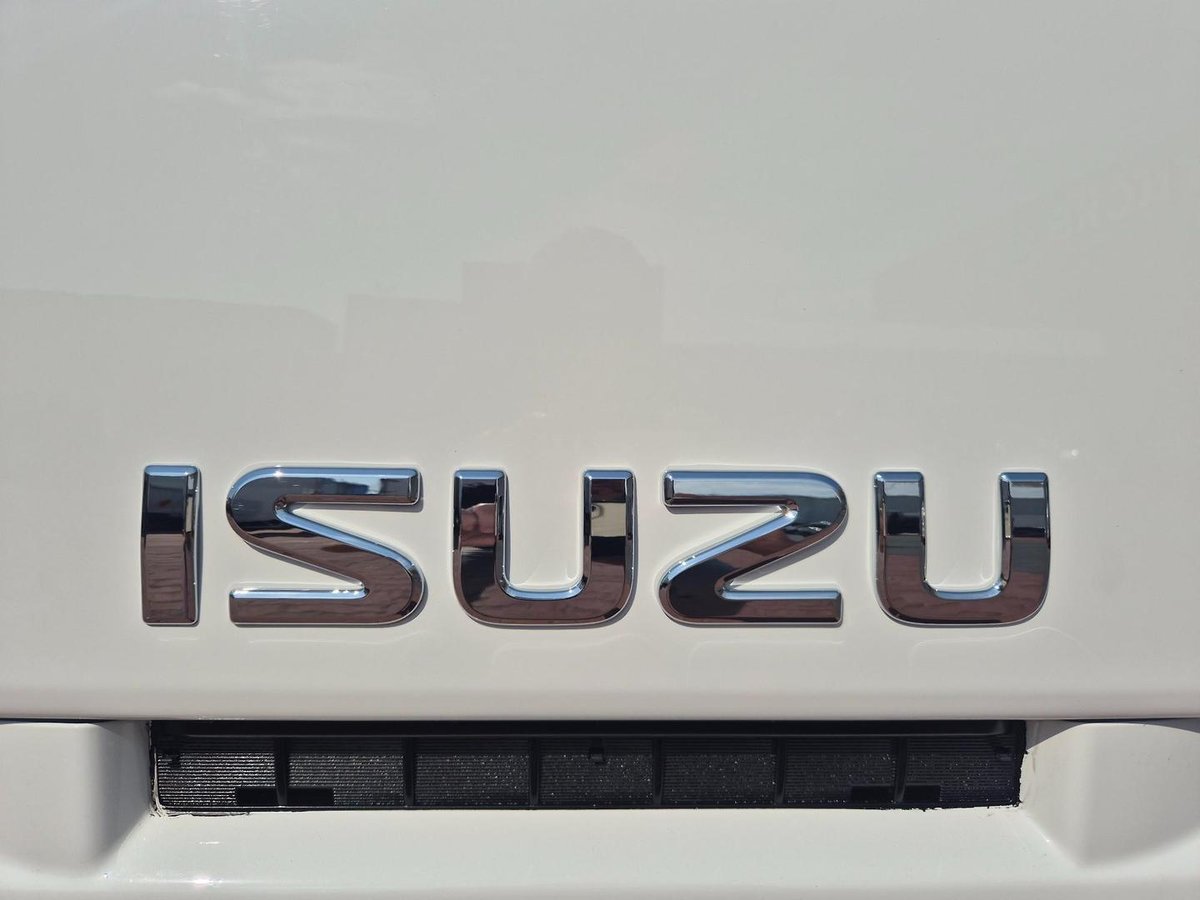 2015 Isuzu Nlr 45-150 2 Pallet Tautliner And Lift image 10