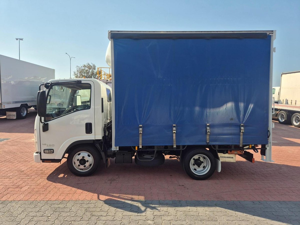 2015 Isuzu Nlr 45-150 2 Pallet Tautliner And Lift image 7