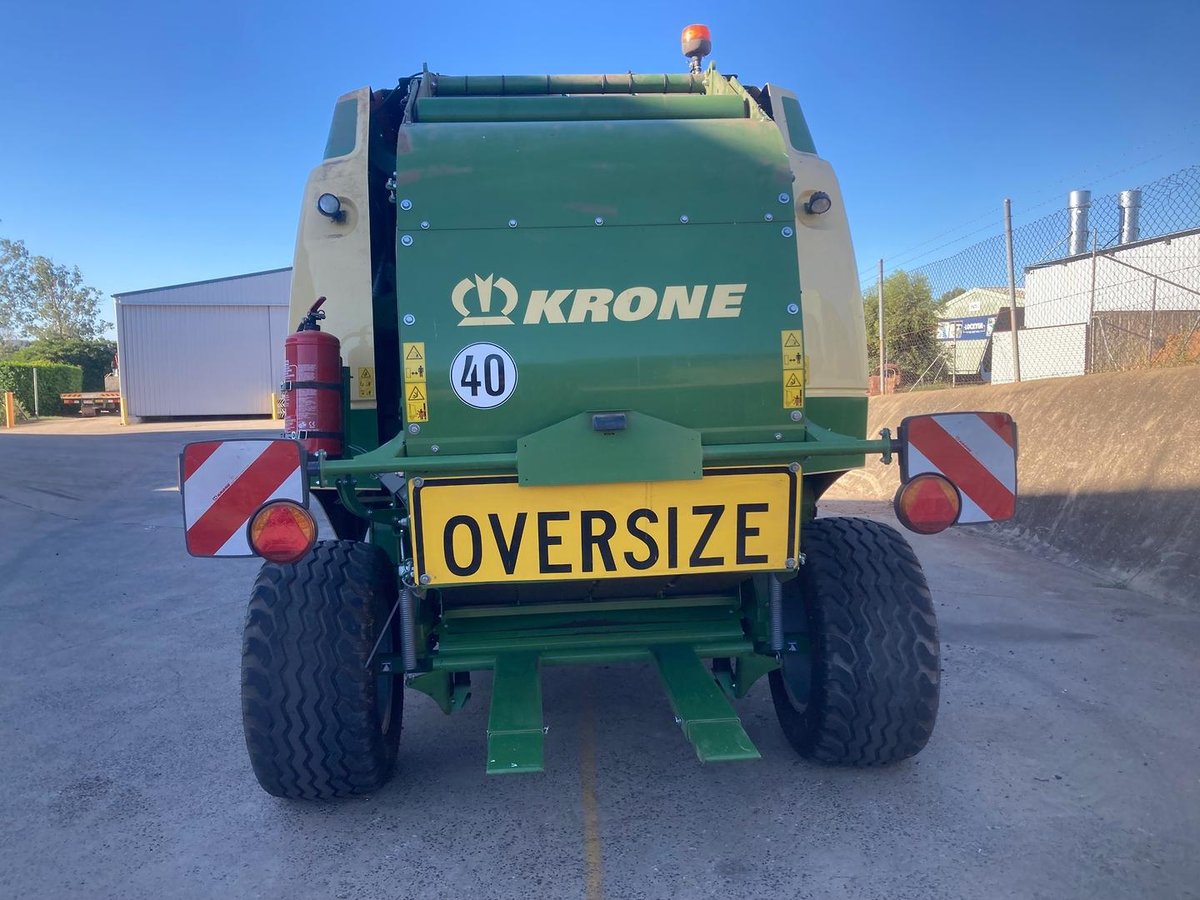 Krone V165 Round Baler image 4
